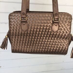 Criss Cross Gold Shoulder Bag 8"x10"